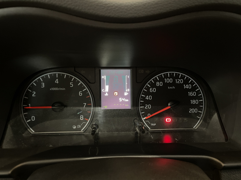 Nissan Comerciales Urvan Panel 4 pts. Amplia, TM5, a/ac. 2024